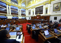 El Congreso peruano debate sobre unión civil entre personas del mismo sexo